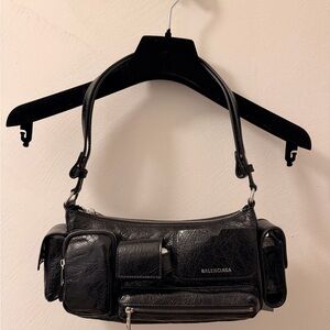 NWT Balenciaga Black Arena Leather Superbusy Zipper Closure Single Shoulder Bag
